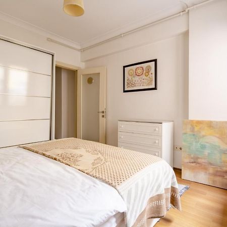 Апартаменти Cozy Flat Near Nisantasi And Trendy Attractions Стамбул Екстер'єр фото
